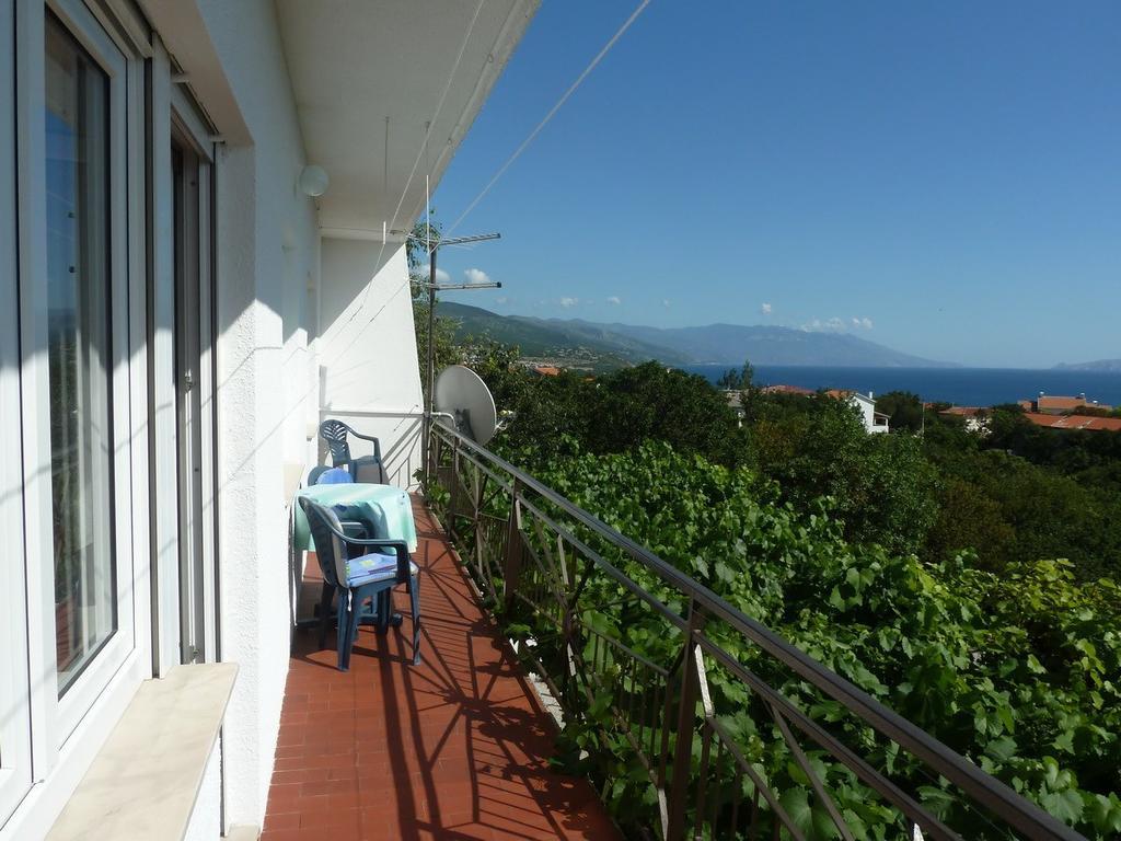 Apartment In Novi Vinodolski 15274 Povile Ngoại thất bức ảnh