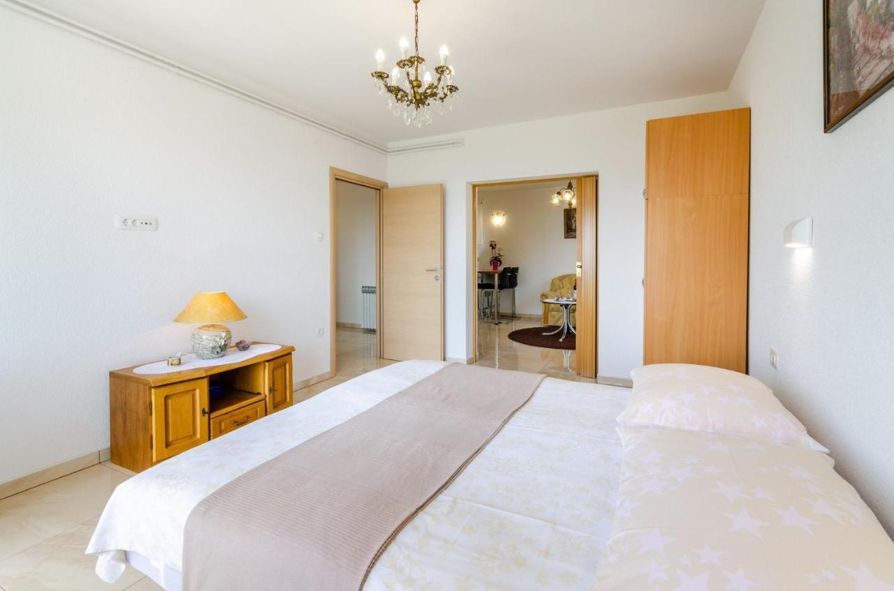 Apartment In Novi Vinodolski 15274 Povile Ngoại thất bức ảnh