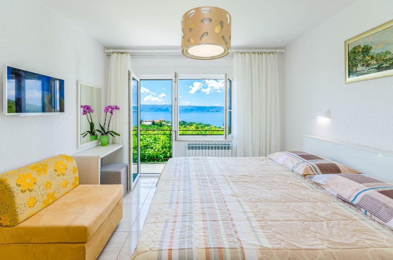 Apartment In Novi Vinodolski 15274 Povile Ngoại thất bức ảnh
